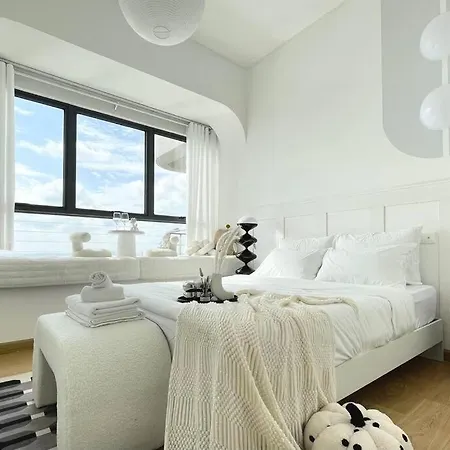 Dooga Ins-Dreamspace L37 Seaview Projector 1-6Pax Johor Bahru Luaran gambar